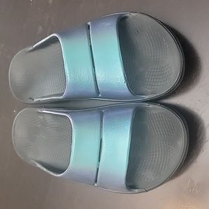 OOFOS women's OOAHH Luxe Slide Sandal - Atlantis